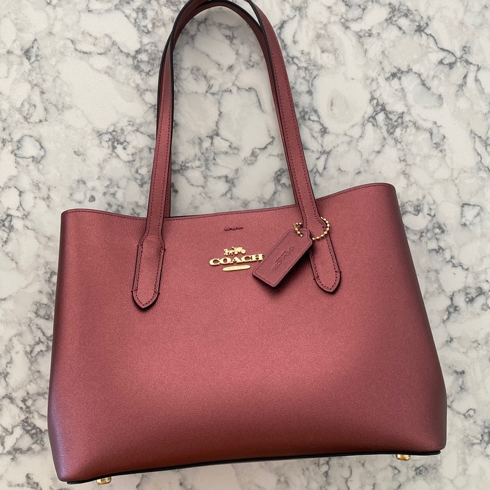 COACH Avenue CarryAll
